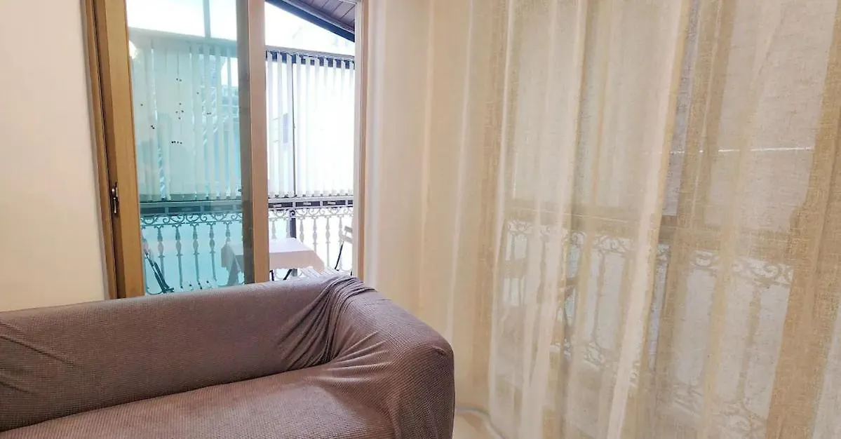 Apartamento B-1 White Linen House Seúl