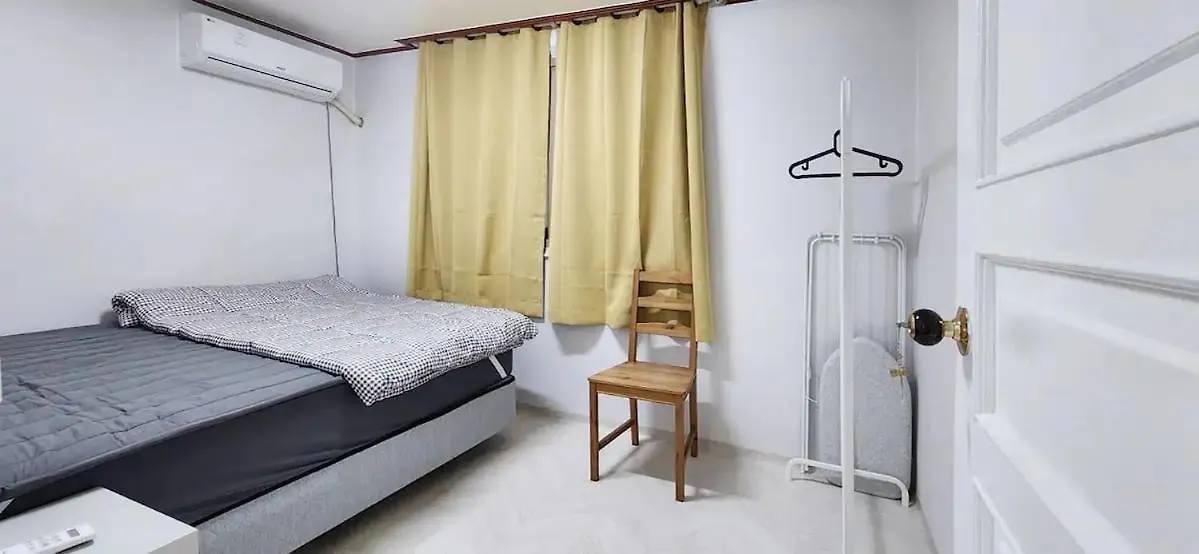 B-1 White Linen House Daire Seul